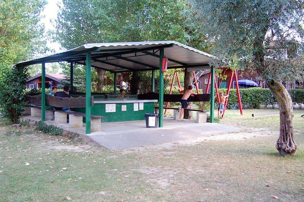 Campeggio Trevisago Iris Park Moniga del Garda Dış mekan fotoğraf